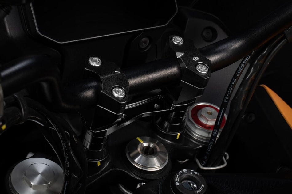 Styrefester og forhøyere til Moto Guzzi STELVIO 1000 ABS — Gilles Tooling 2DGT-21-B