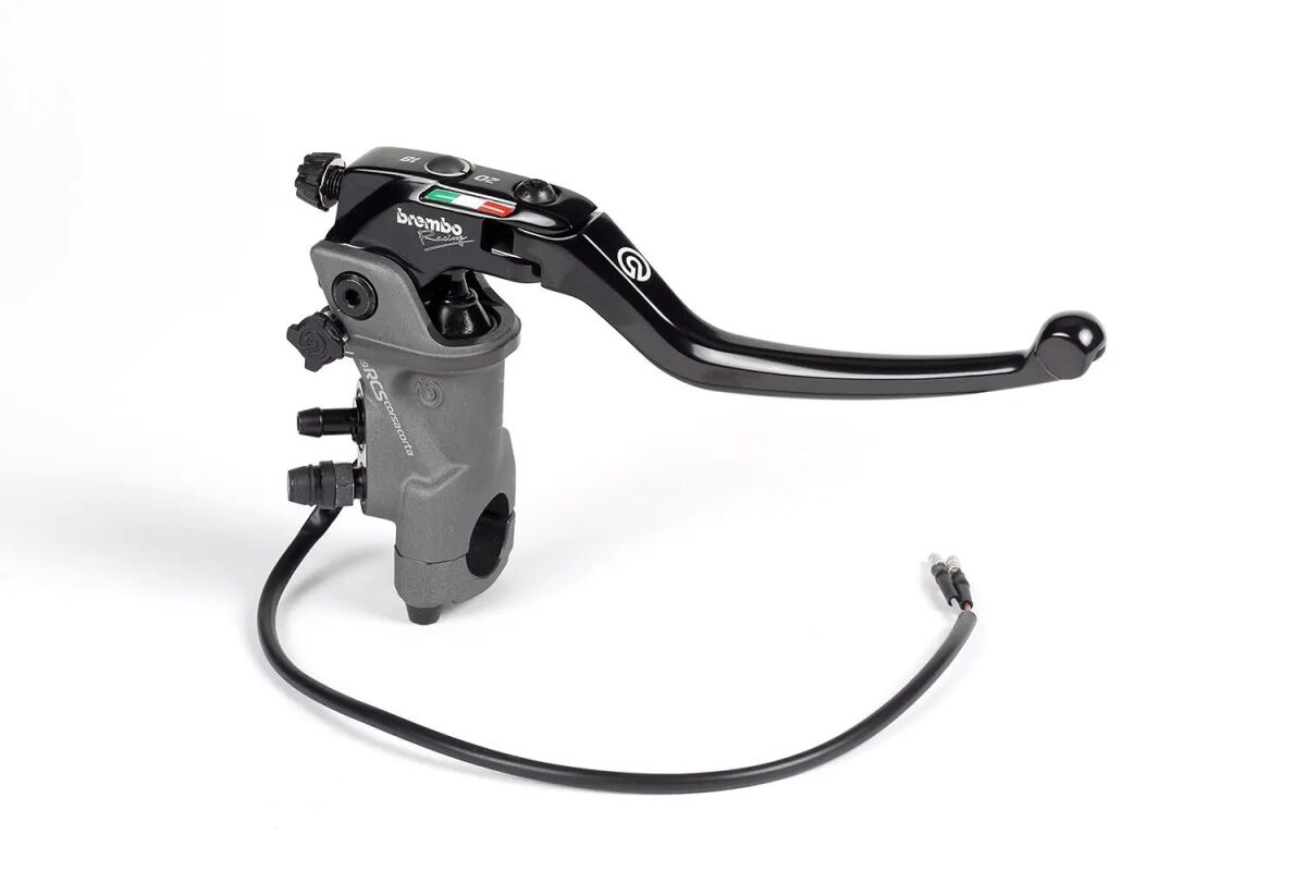 Bremsehåndtak og hovedsylindre foran — Brembo 110C74010
