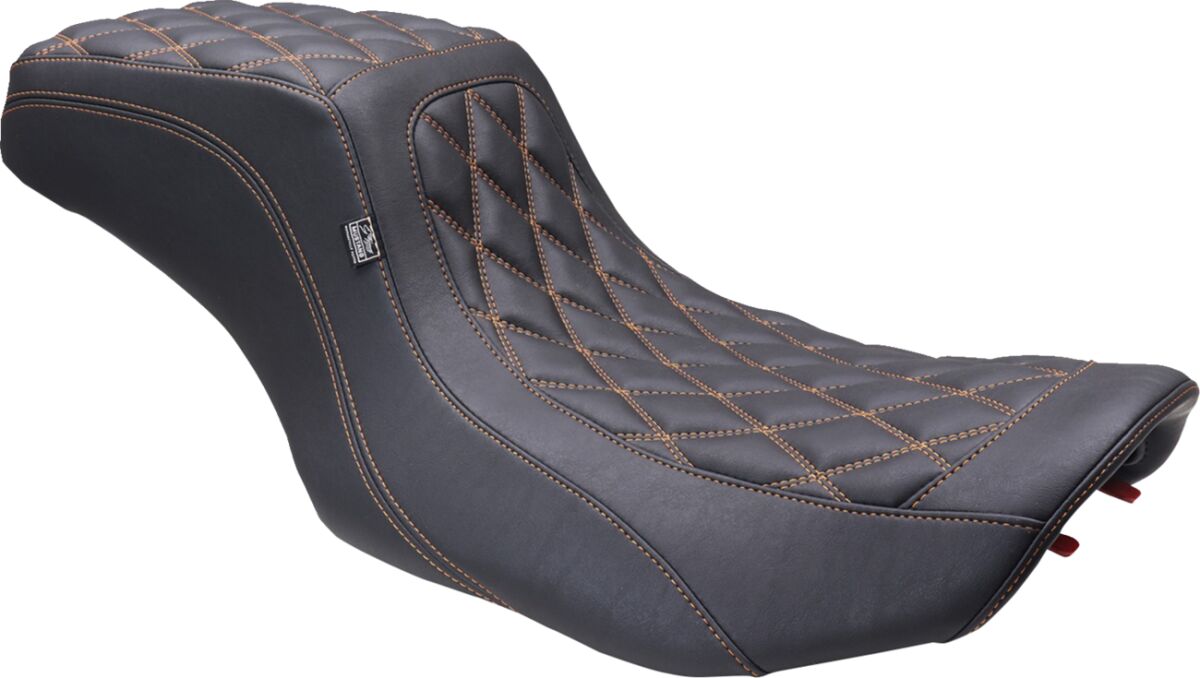 Seter Harley touring til Harley-Davidson — Mustang 88415MO