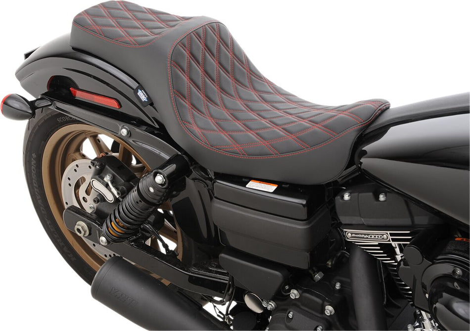 Seter Harley Dyna til Harley-Davidson — Drag Specialties Seats 0803-0604