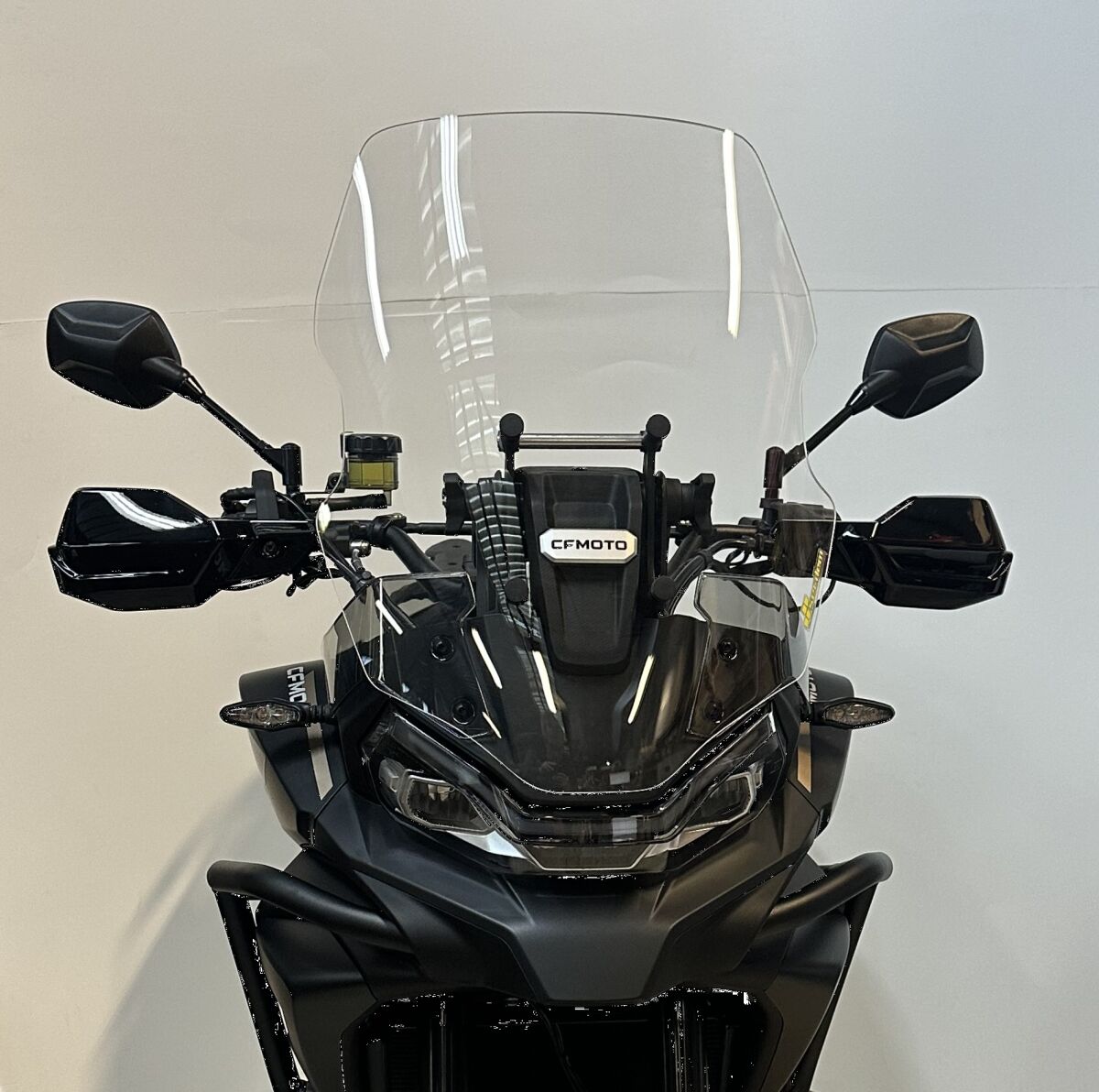Vindskjermer sportssykler til CFMOTO MT 700 ABS — Bullster CF001HPIN