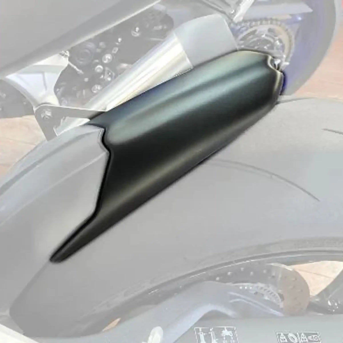 R&G Hugger Extension, Matte Black, Triumph Speed Triple 1200 rr/rs 21-