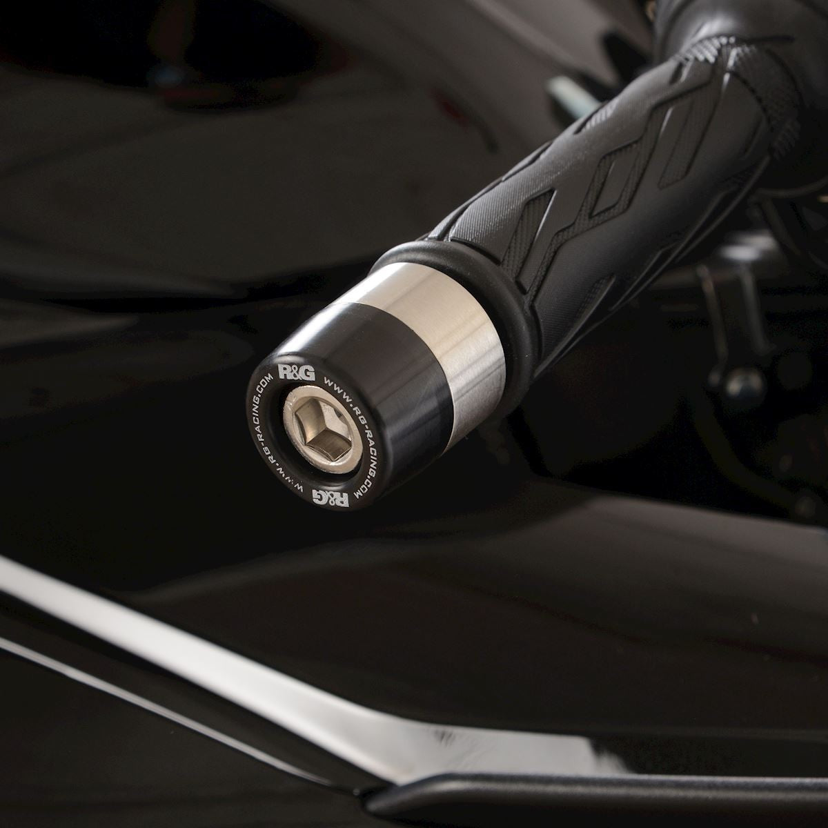 R&G Styrevekter, Suzuki Hayabusa '21-