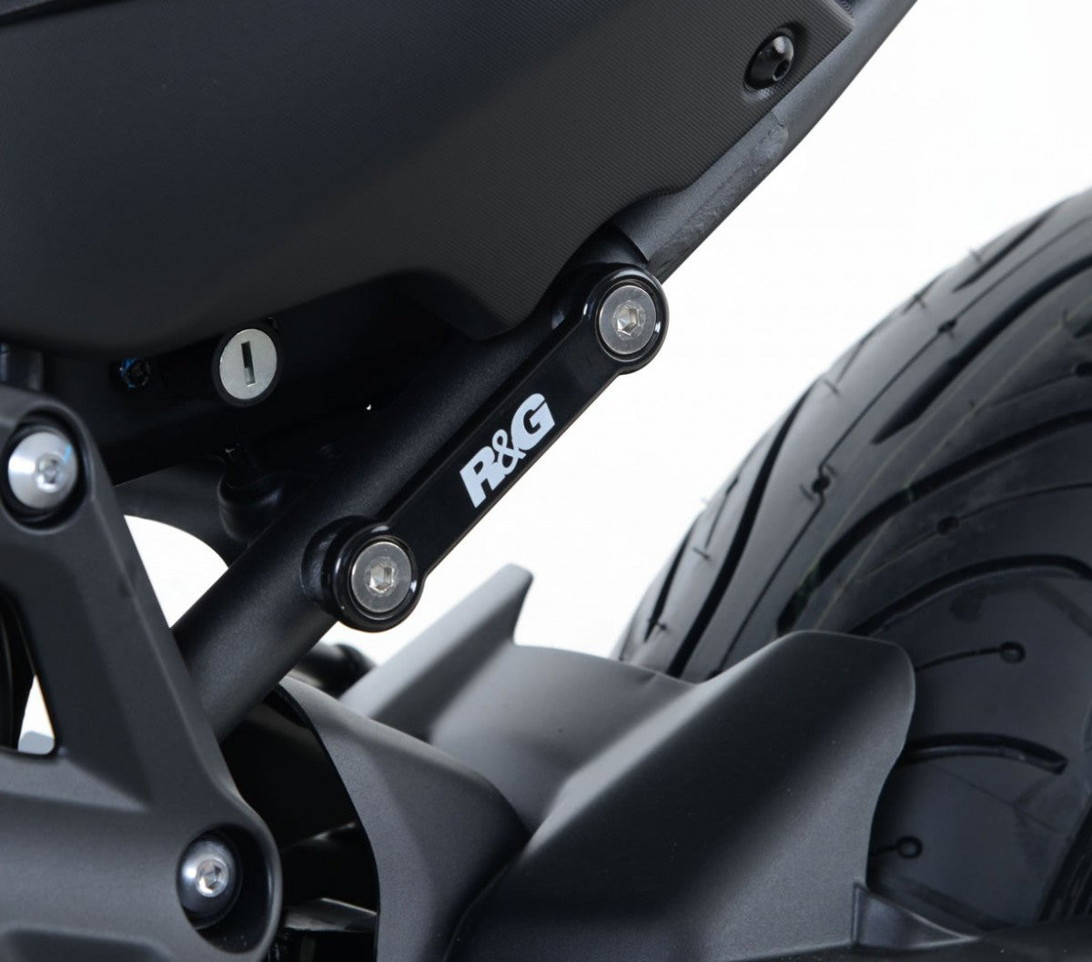 R&G Rear Footrest Plates (pair, black), Yamaha Tracer 700 '16-'20 / Tracer 7 (GT) '21-