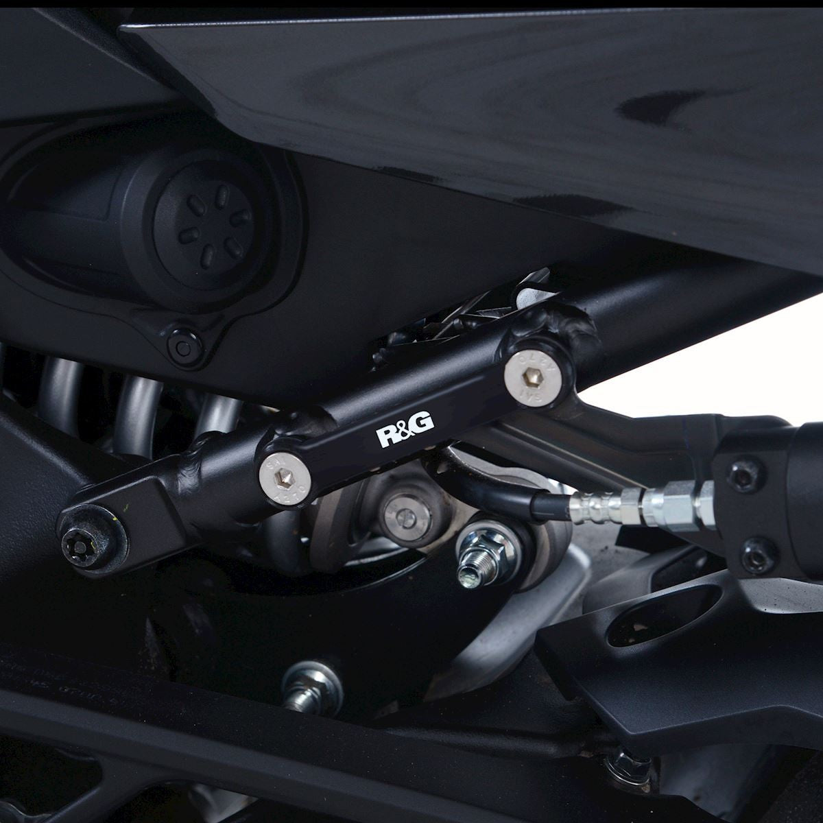 R&G Rear Footrest Plate (left side), Yamaha niken, Honda CMX500 Rebel (S) '17-