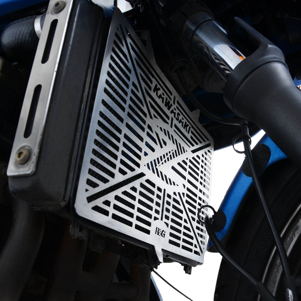 R&G Branded Radiator Guard, stainless, Kawasaki Z750 '07-, Z750R, Z800, Z1000 '10-, Z1000SX, Ninja 1000SX '20-, Versys 1000 '12-