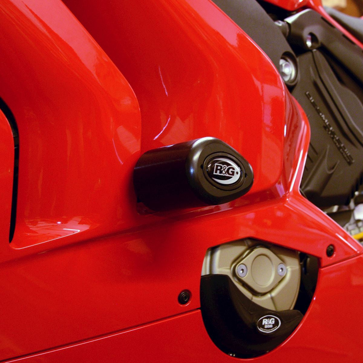 R&G Aero Crash Protectors, road version, Ducati Panigale V4(S) '20-'21 / V4R '19-'20