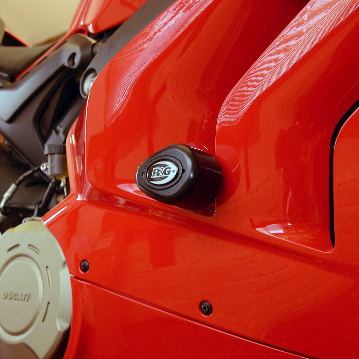 R&G Aero Crash Protectors, race version, Ducati Panigale V4(S) '20-'21 / V4R '19-'20