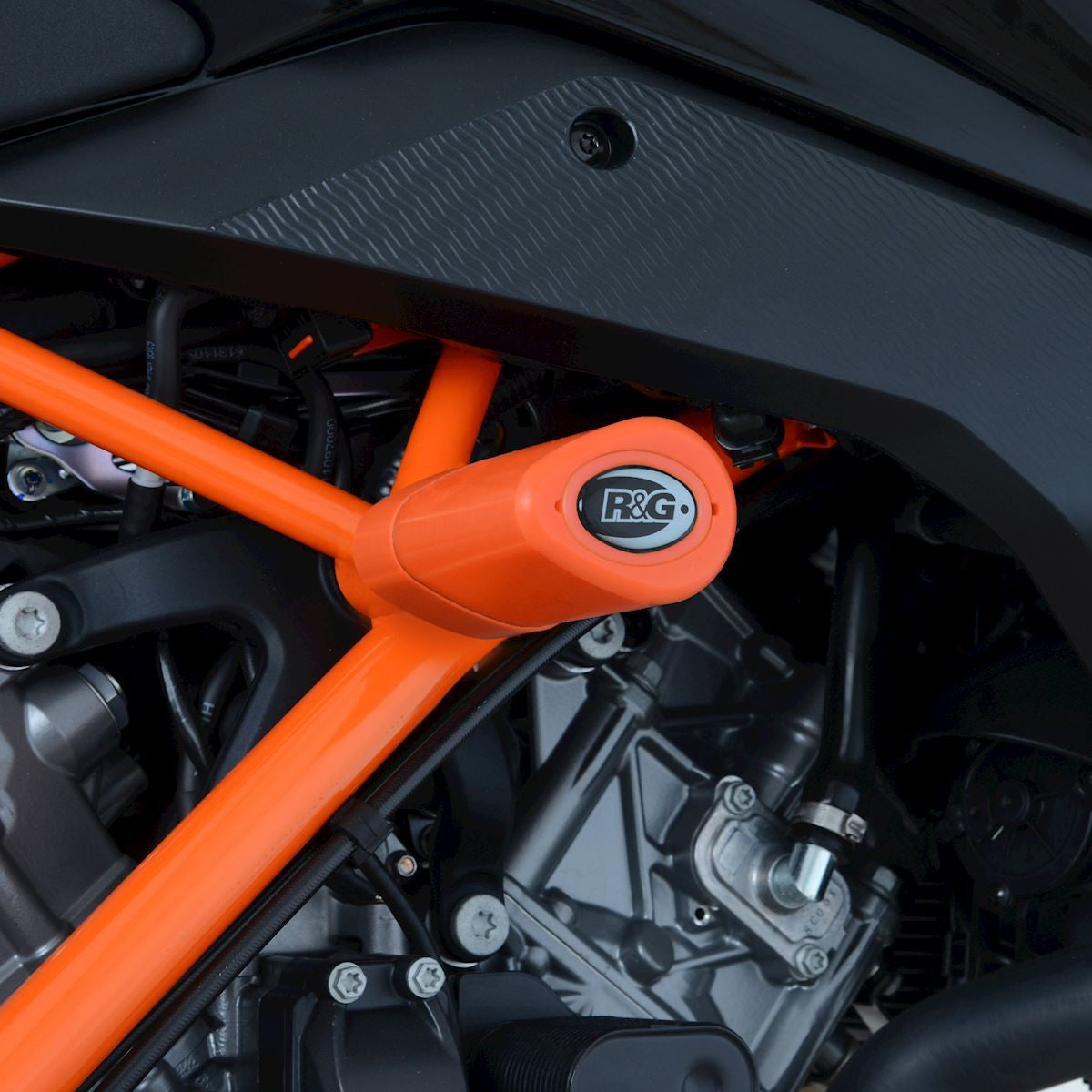 R&G Aero Crash Protectors (orange), KTM 125/200/390 Duke