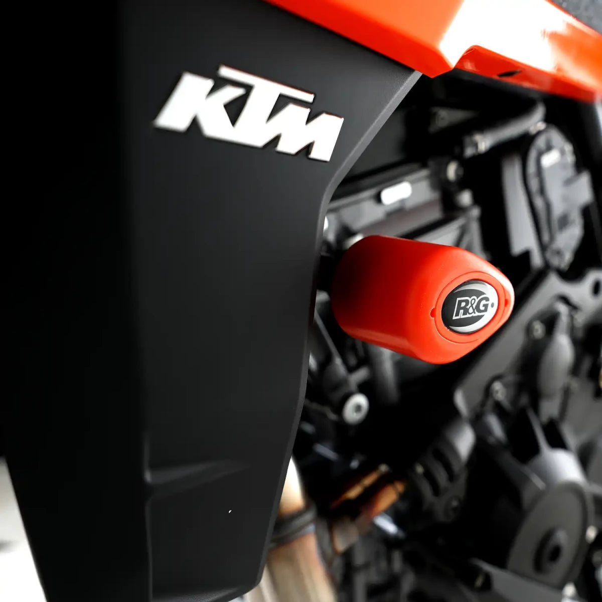 R&G Aero Crash Protectors (orange), KTM 790 / 890R Duke