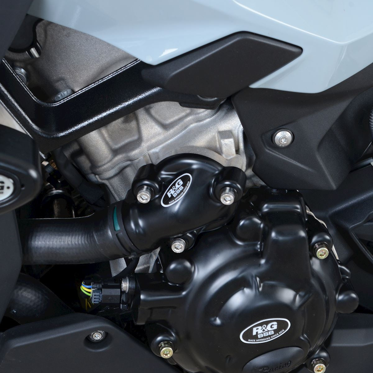 R&G BMW S1000XR '20-, left side alternator cover. Race/road version