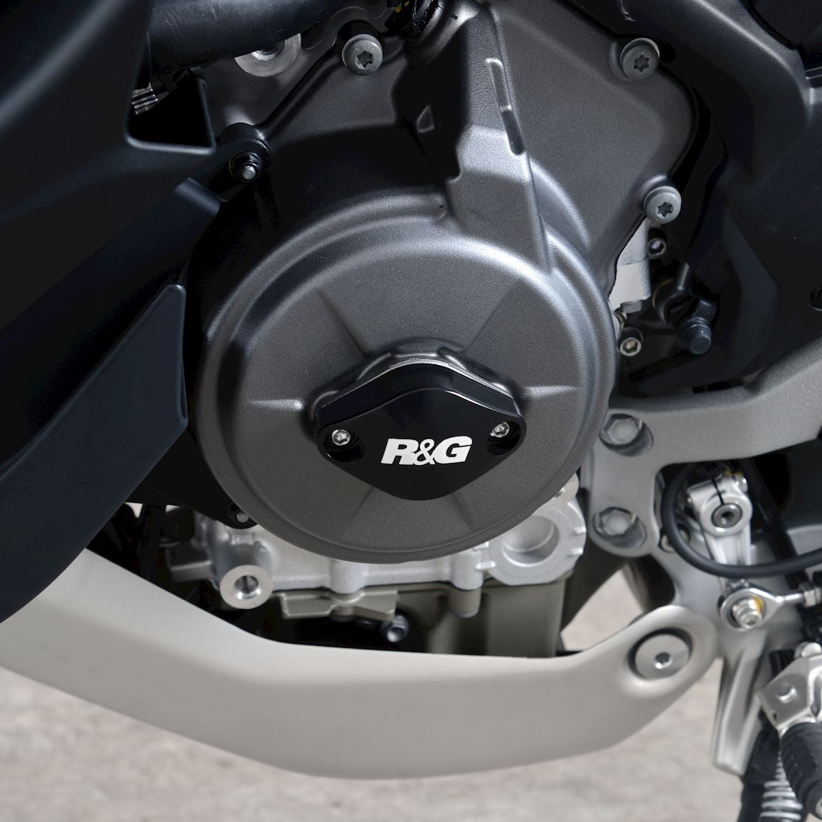 R&G Engine Case Slider LHS only (aluminium) - Ducati Panigale V4(S) '18- / V4R '19-'20 / Streetfighter V4 '20- / MTS V4(S) (Sport) '21-