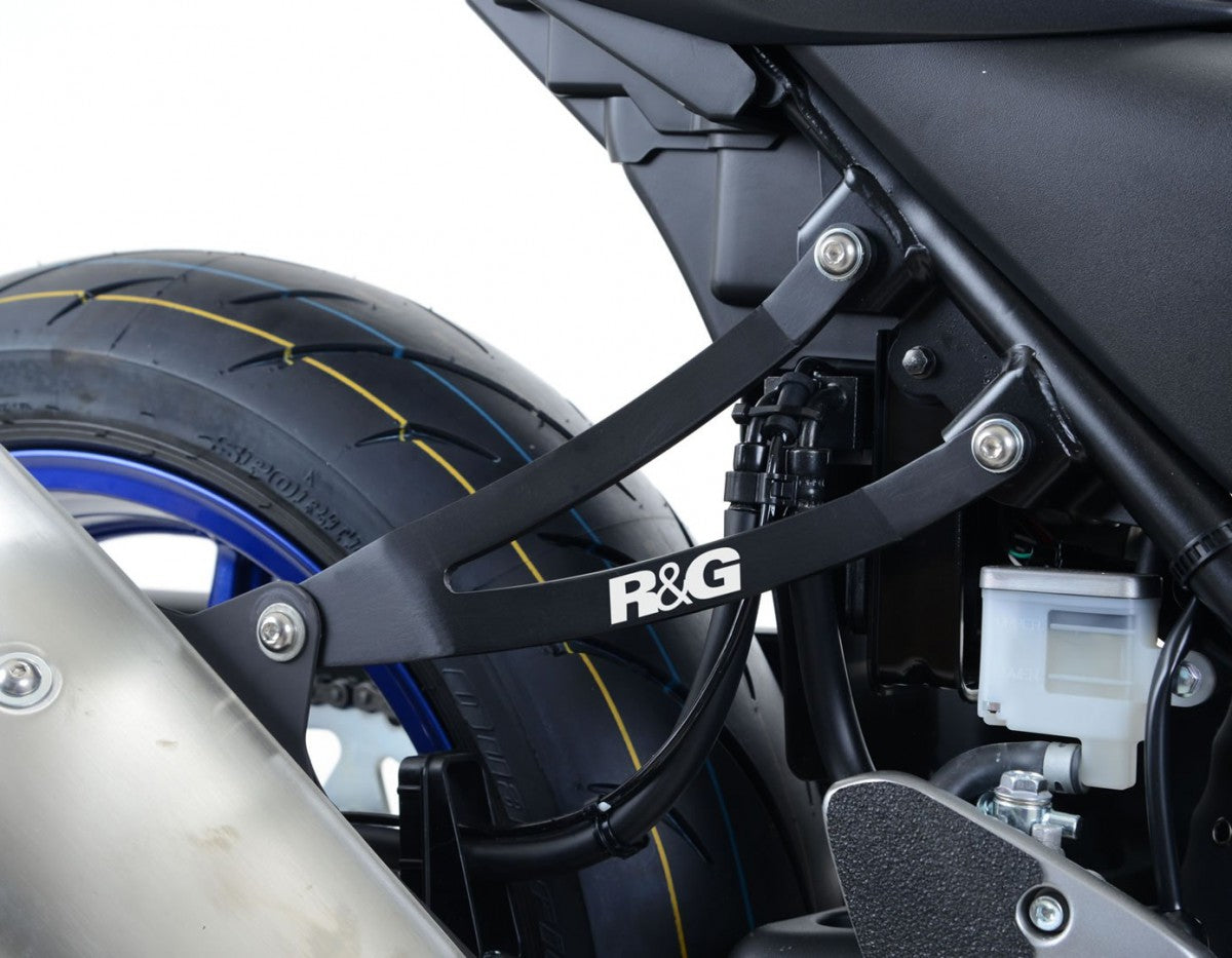 R&G Eksos Brakett & left hand footrest blanking plate (kit), black, Suzuki SV650 '16- / SV650X '18-'19