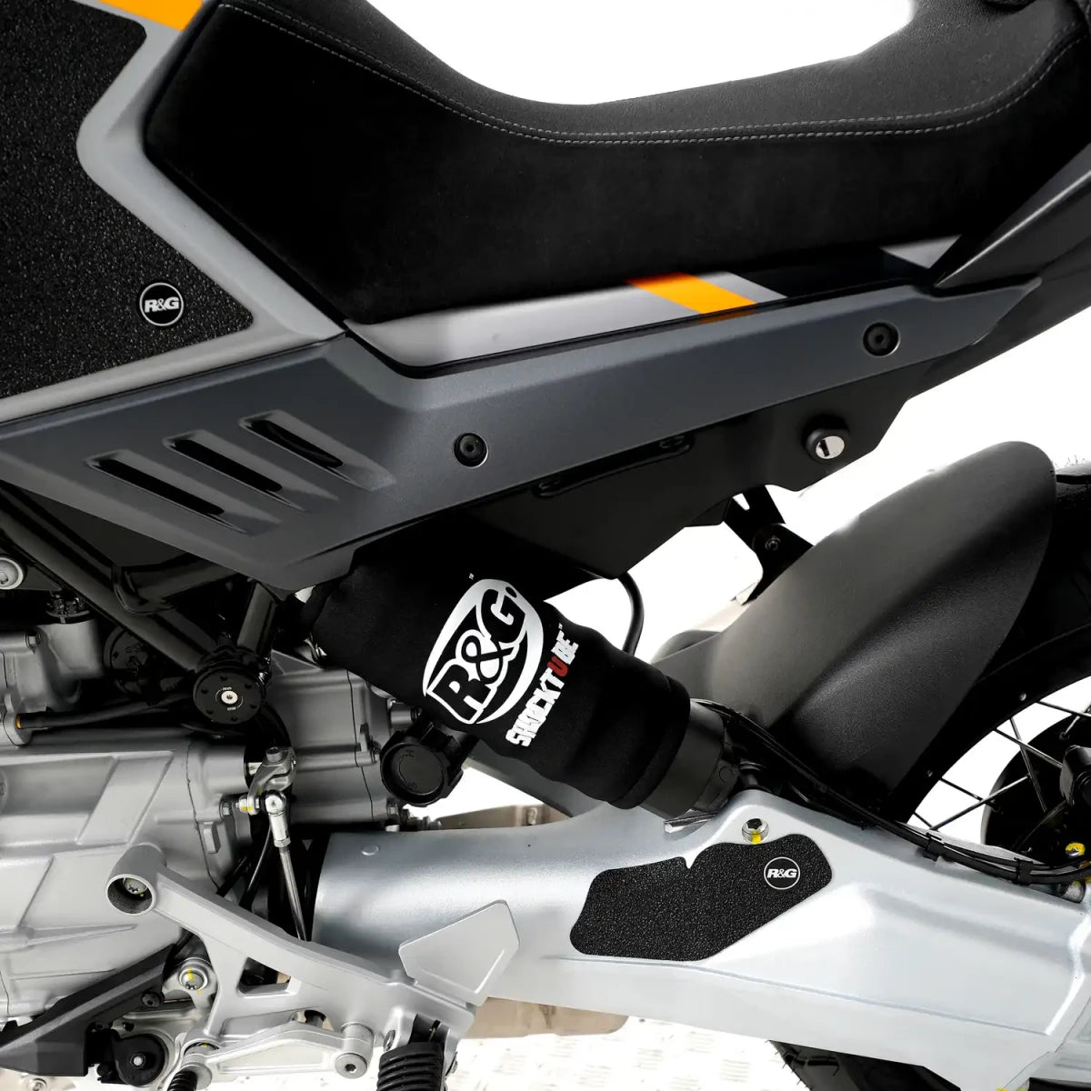 R&G MotoGuzzi V100 Mandello 22- Boot Guard 1-piece