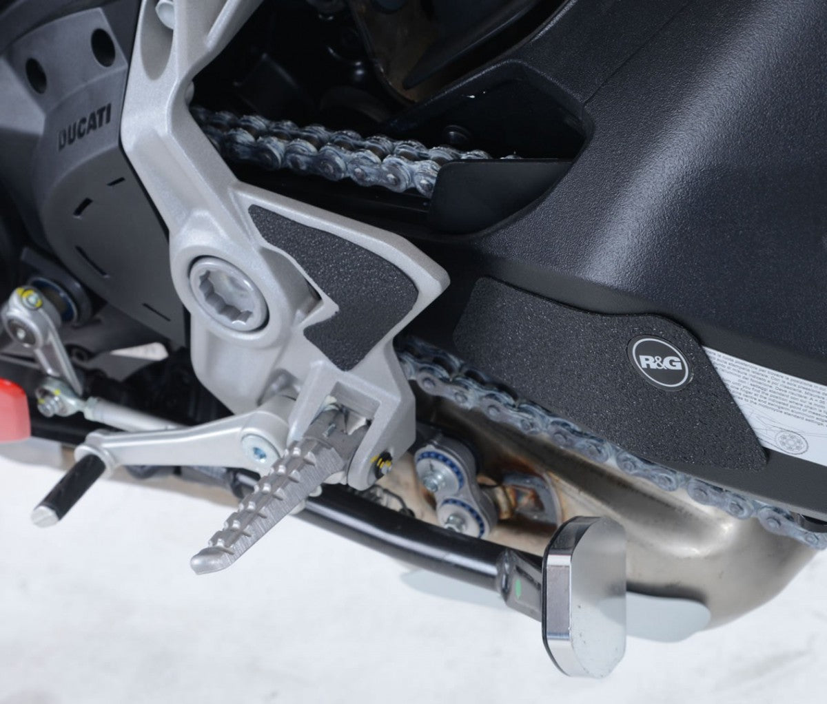 R&G Ducati Supersport (S) '17-'20 / 950 Supersport (S) '21- Boot Guard 3-piece (2 on LHS, 1 RHS)