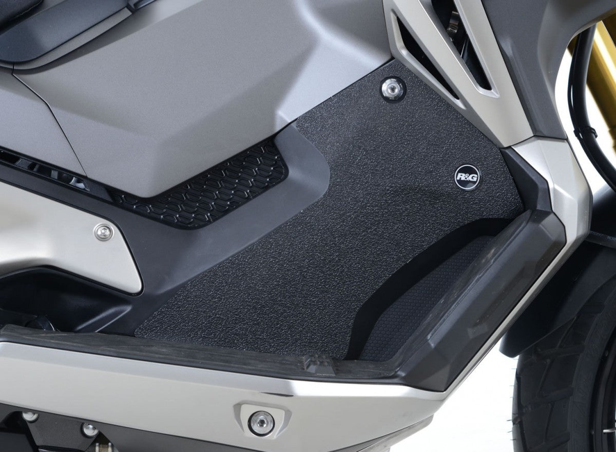 R&G Honda x-adv (750) '17-'20 Boot Guard 2-piece (on sides above the footboards)