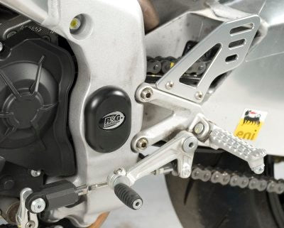 R&G Frame Plug, LHS or RHS, swingarm pivot, Aprilia V4 Tuono 1000/1100 '11- / RSV4 R / RSV4 RR '15- , RSV4 RF, RSV4 1100 (Factory) '21-, Caponord 1200