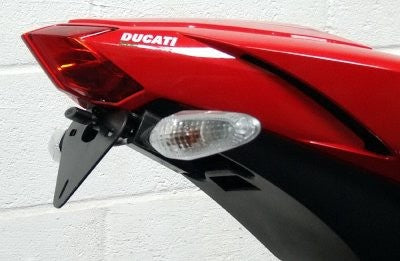 R&G Skiltholder, Ducati Streetfighter 1098