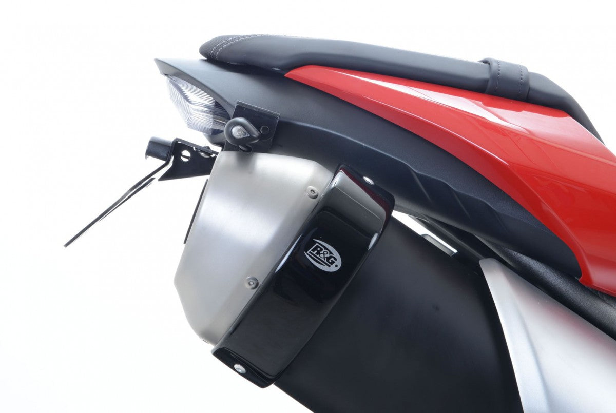 R&G Skiltholder, Triumph Speed Triple S '16- / Speed Triple R '16-'17 (not compatible with Arrow exhausts - please see LP0253BK)