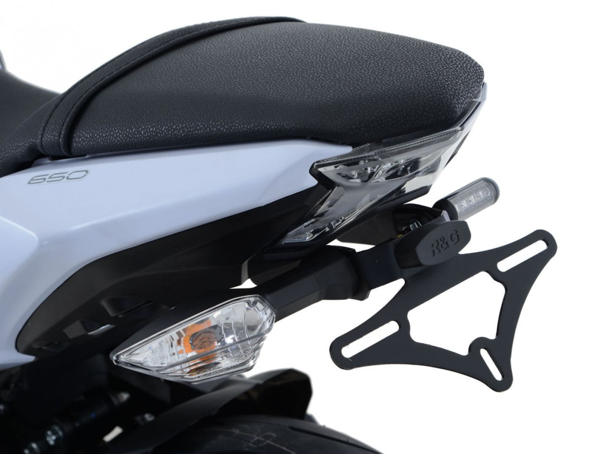 R&G Skiltholder, Kawasaki Z 650, Ninja 650 '17-24 (not tested with Kawasaki luggage)