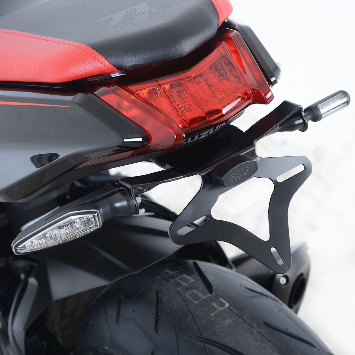 R&G Skiltholder, Suzuki Katana '19-