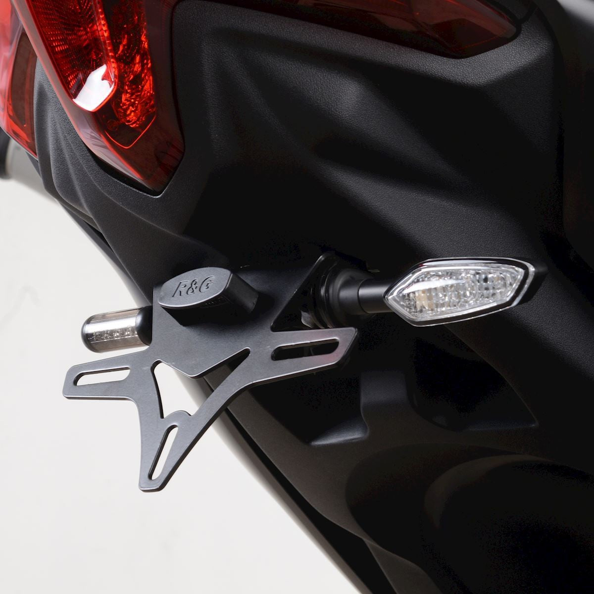 R&G Skiltholder, Yamaha tmax 560 '20-'21