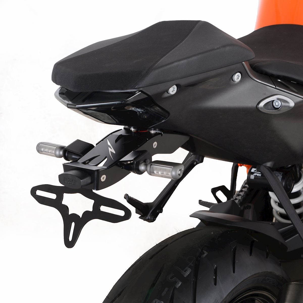R&G Skiltholder, KTM 1290 Super Duke R '20 / Super Duke RR '21- (with black wiring cover)
