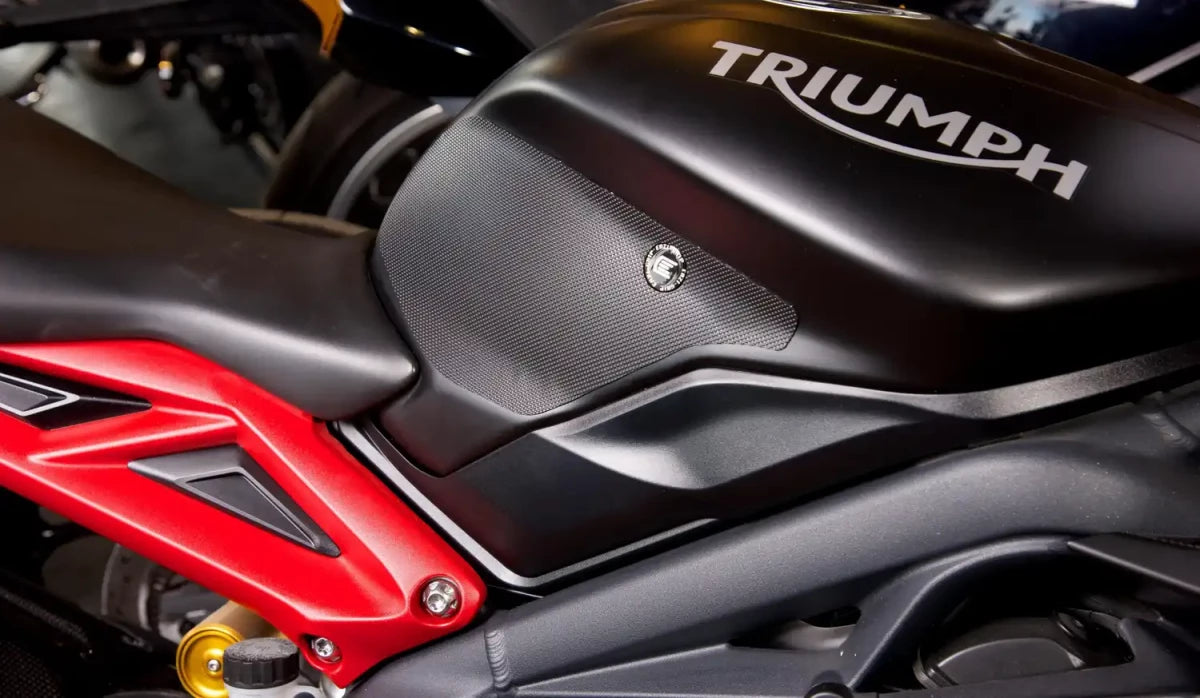 R&G Eazi-Grip Triumph Daytona 675/Str Triple 675/765 13-22 Tank Grip Black - PRO