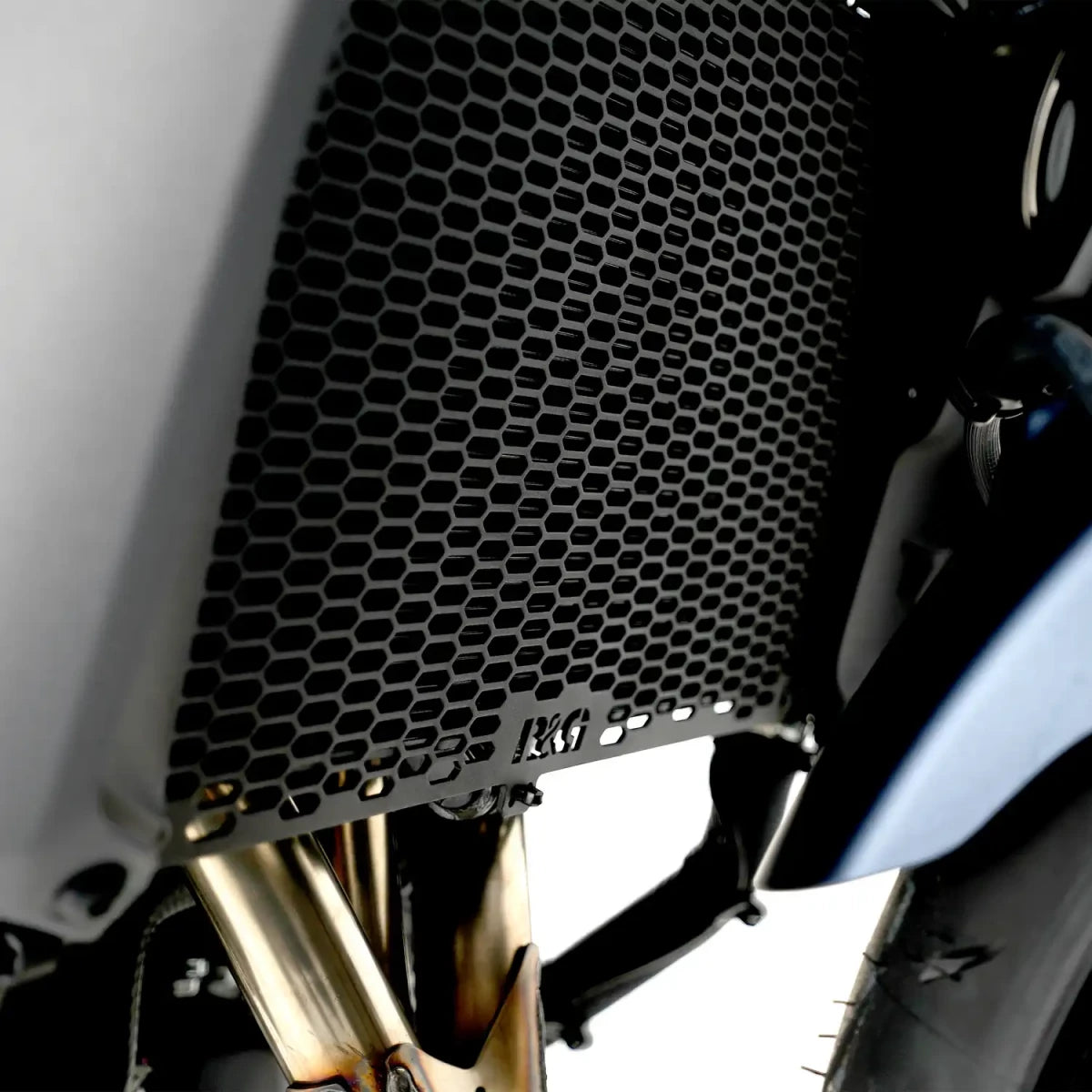 R&G Pro Radiator Guard Black - Yamaha MT-09 24-, Tracer 9 GT 25-