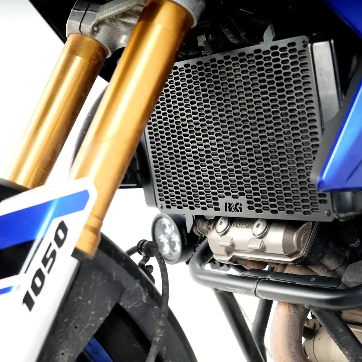 R&G Pro Radiator Guard Black - Suzuki V-Strom 1050/DE 20-