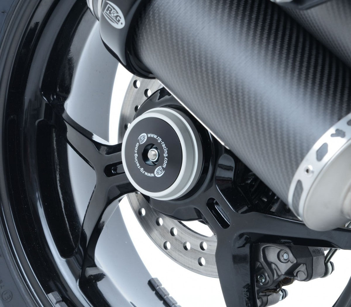 R&G Rear Spindle Blanking Plates (pair), MV Agusta Rivale 800, Dragster 800, Stradale 800, Turismo Veloce 800, F4 1000R '13- / F4RR / F4RC