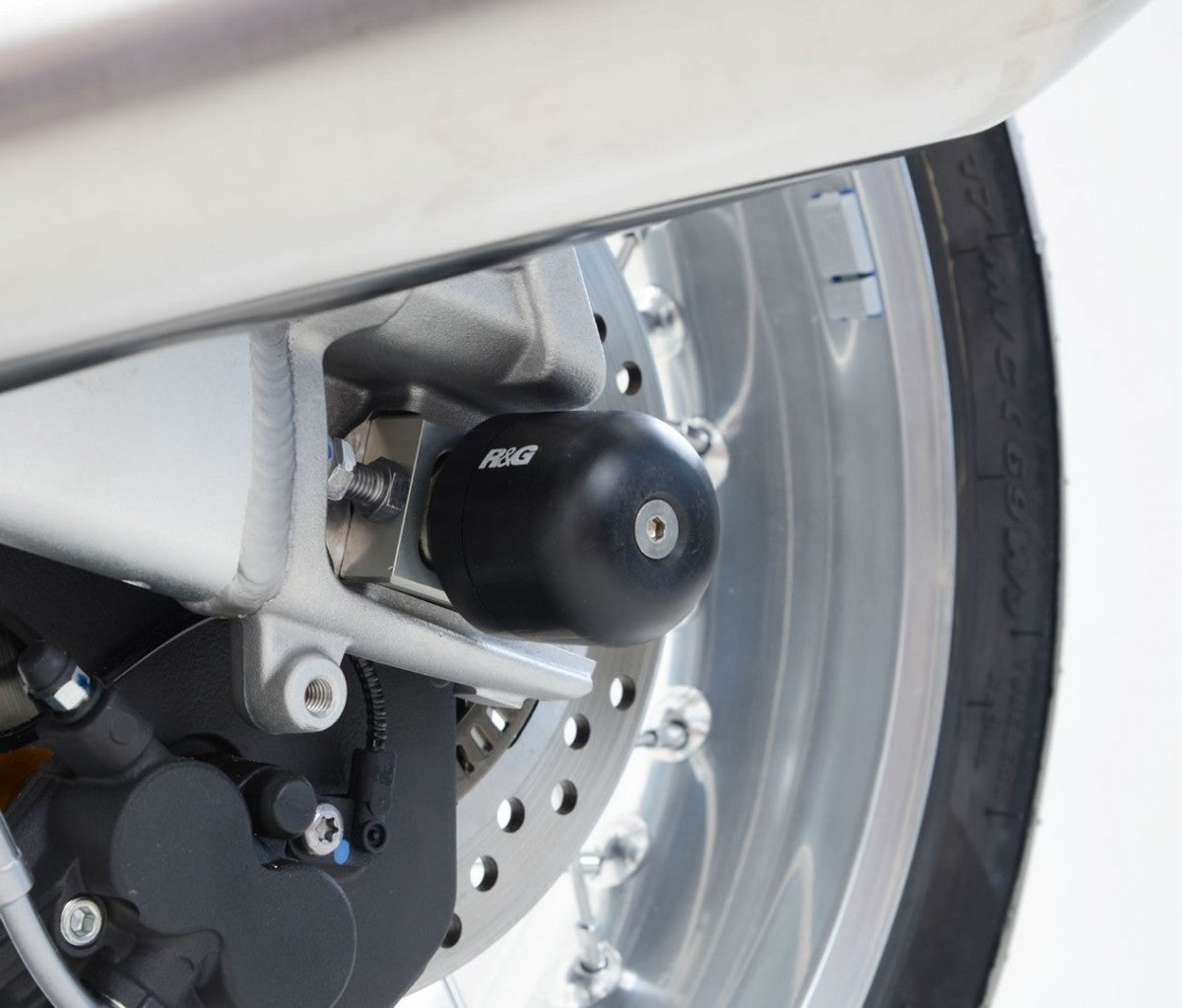 R&G Swingarm Protectors (expanding type), Triumph Scrambler 1200 xc/xe '19- / Thruxton 1200/1200R / Speed Twin '19- / Street Twin / Street Cup '17-