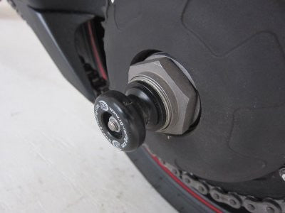 R&G Rear Spindle Sliders, Triumph Tiger 1050 sport '13-'16